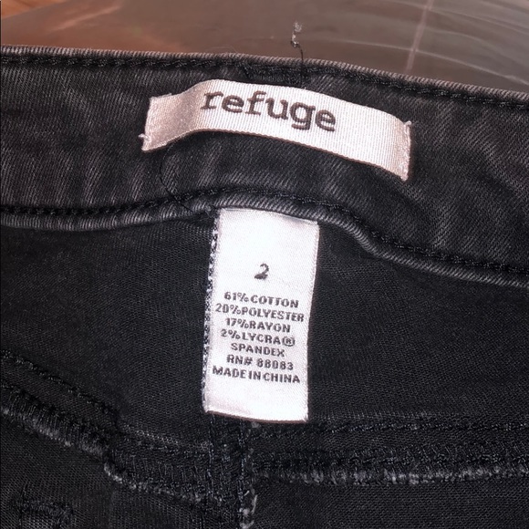 BLACK RIPPED JEANS - Picture 4 of 5